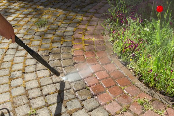 Walkway Cleaning Service in Yorba Linda