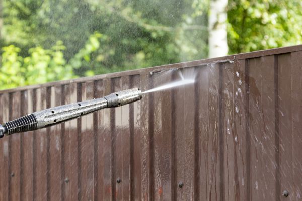 Vinyl Fence Cleaning in Yorba Linda
