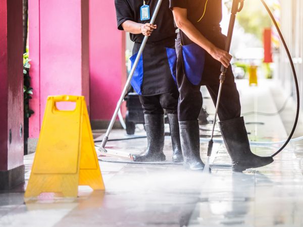 Commercial Power Washing in Yorba Linda