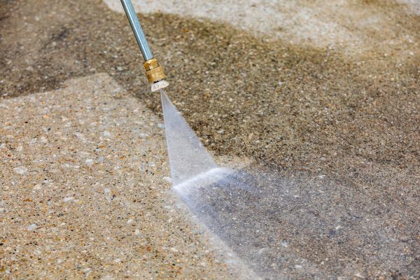 Cost of Driveway Pressure Cleaning in Yorba Linda