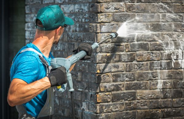 Brick Wall Cleaning in Yorba Linda