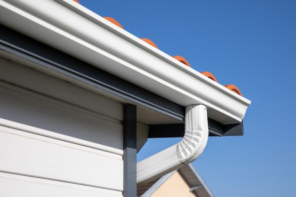 Roofline Cleaning in Yorba Linda