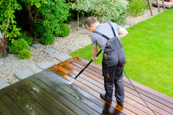 Deck And Patio Cleaning in Yorba Linda