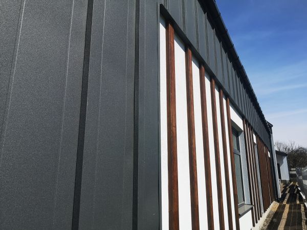Aluminum Siding Power Washing in Yorba Linda
