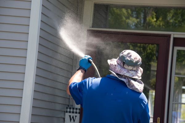 Siding Pressure Washing in Yorba Linda